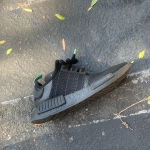 Adidas NMD R2